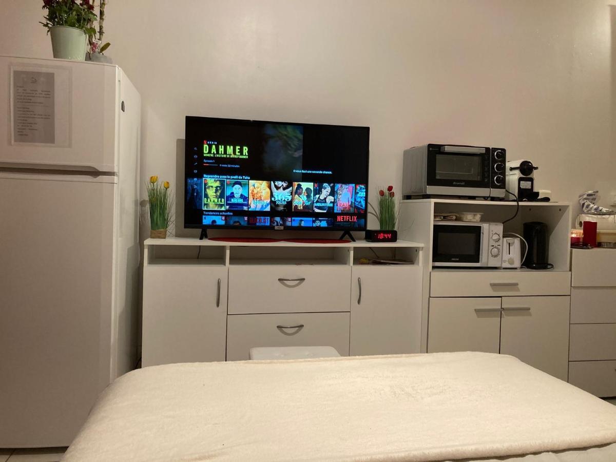 Studio Calme Et Eclaire Proche De Nation C Διαμέρισμα Παρίσι Εξωτερικό φωτογραφία